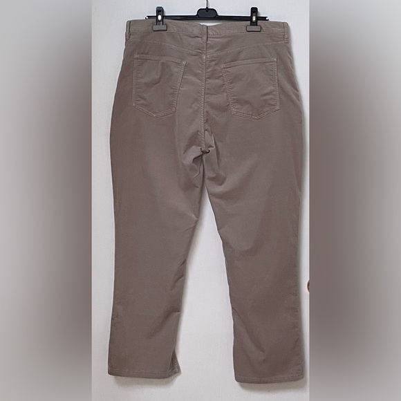 2/$40 Velvet Jeans - Picture 4 of 11